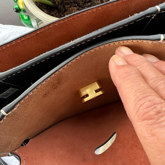 Tory Burch  Razzel  Black and Brown Crossbody Bag with Gold Clasp - Picture 9 of 13